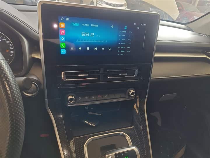 Фото 13 - Haval M6