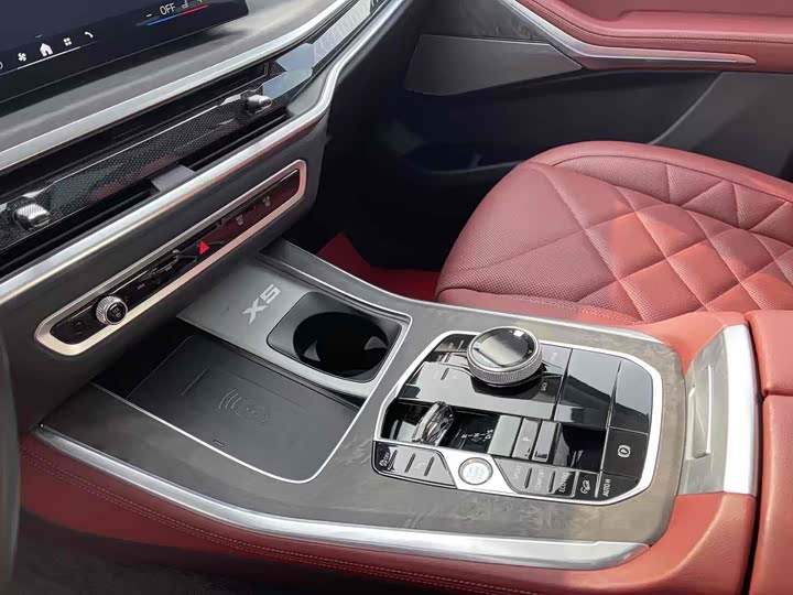 Фото 12 - BMW X5