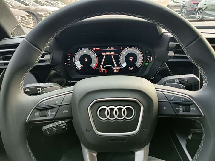 Фото 22 - Audi A3