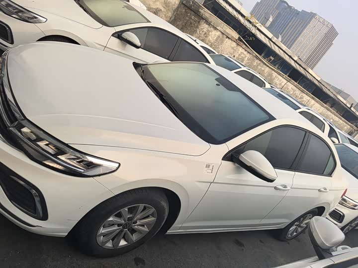 Фото 2 - Volkswagen Bora