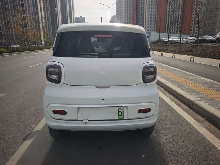 Фото 8 - Bestune Pony