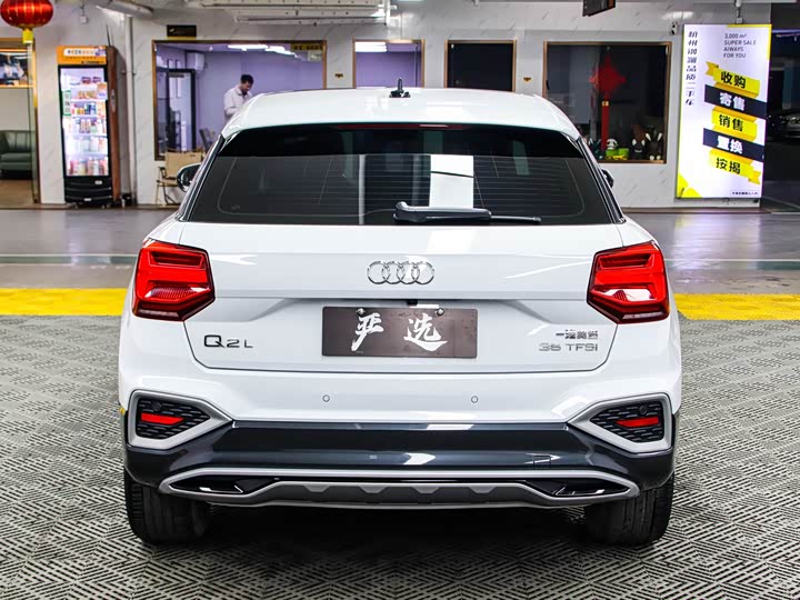 Фото 22 - Audi Q2L