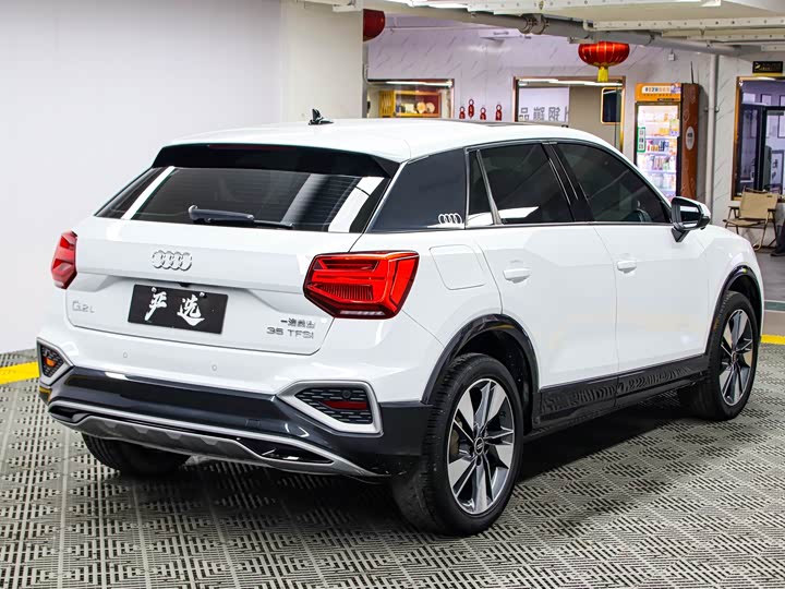 Фото 23 - Audi Q2L