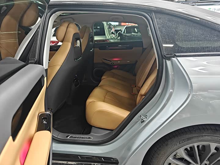 Фото 12 - Leapmotor C01