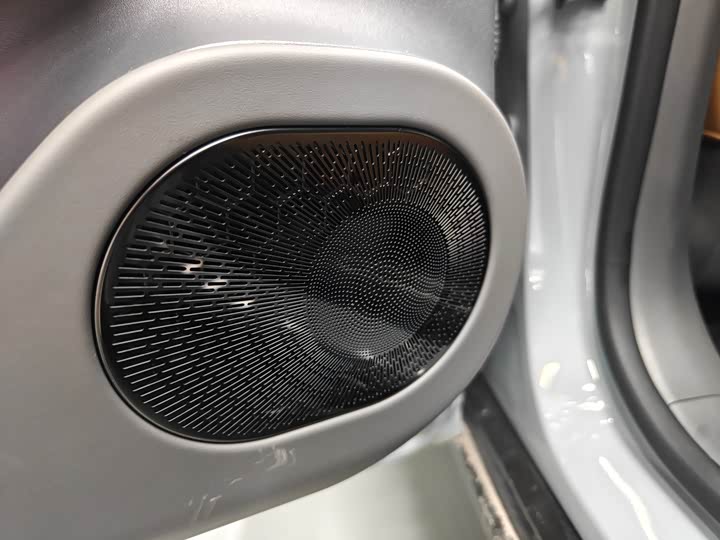 Фото 14 - Leapmotor C01