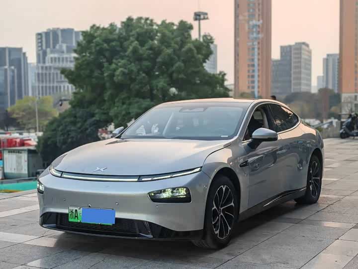 Фото 1 - XPeng P7