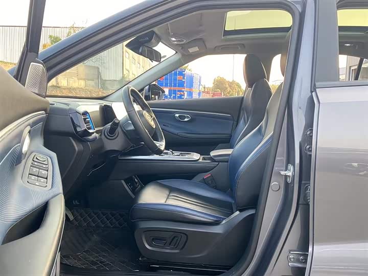 Фото 15 - GAC Trumpchi GS3