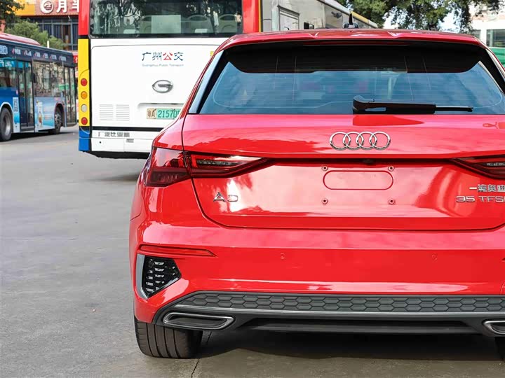 Фото 23 - Audi A3