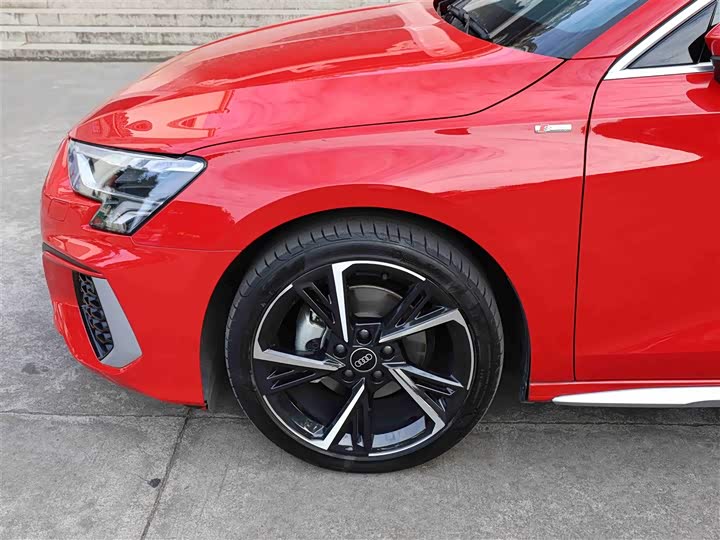 Фото 27 - Audi A3