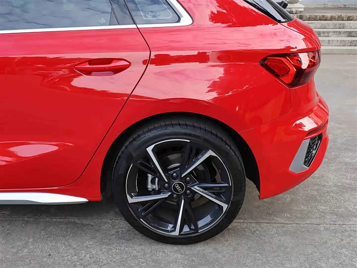 Фото 28 - Audi A3