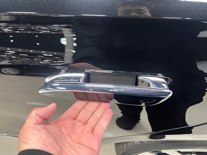 Фото 14 - Mercedes-Benz S-Class