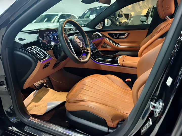 Фото 3 - Mercedes-Benz S-Class