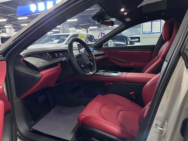 Фото 5 - Xiaomi SU7