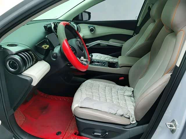 Фото 16 - BYD Yuan Plus