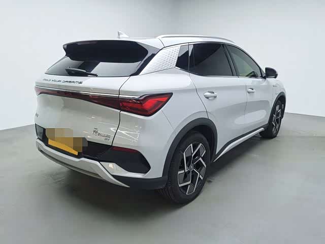 Фото 2 - BYD Yuan Plus