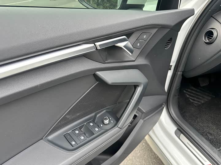 Фото 10 - Audi A3