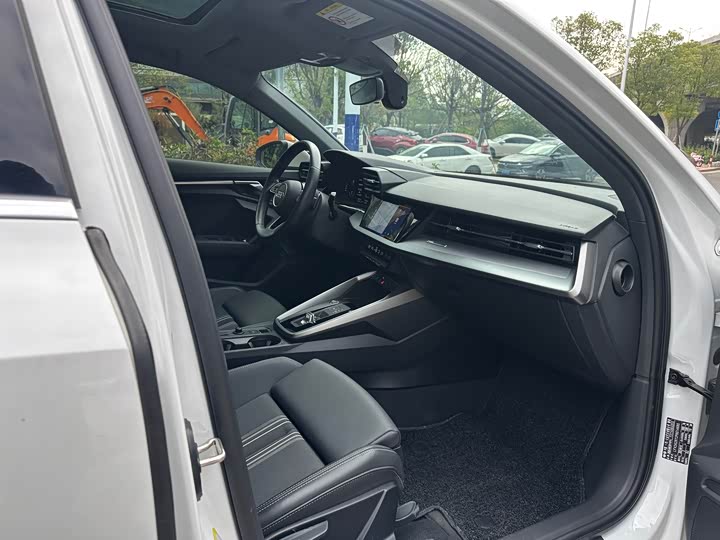 Фото 25 - Audi A3