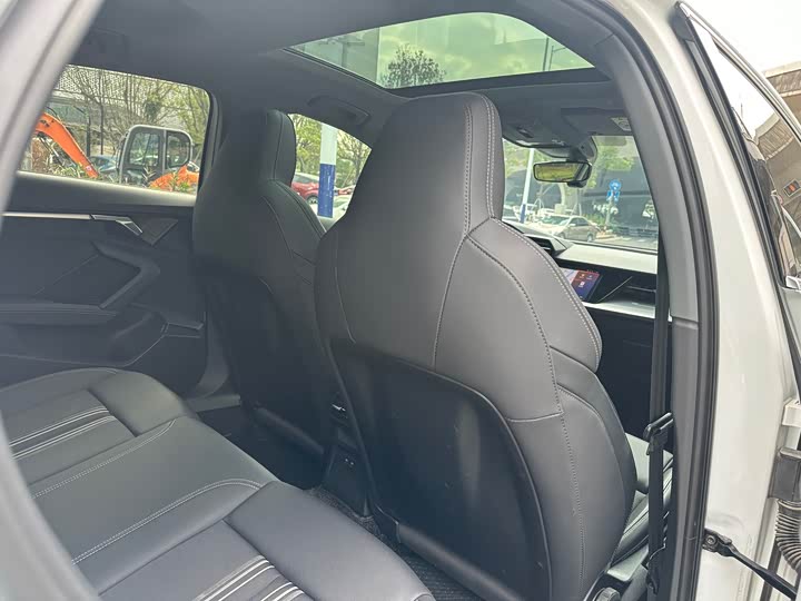 Фото 26 - Audi A3