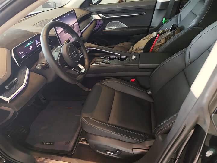 Фото 15 - Zeekr 001