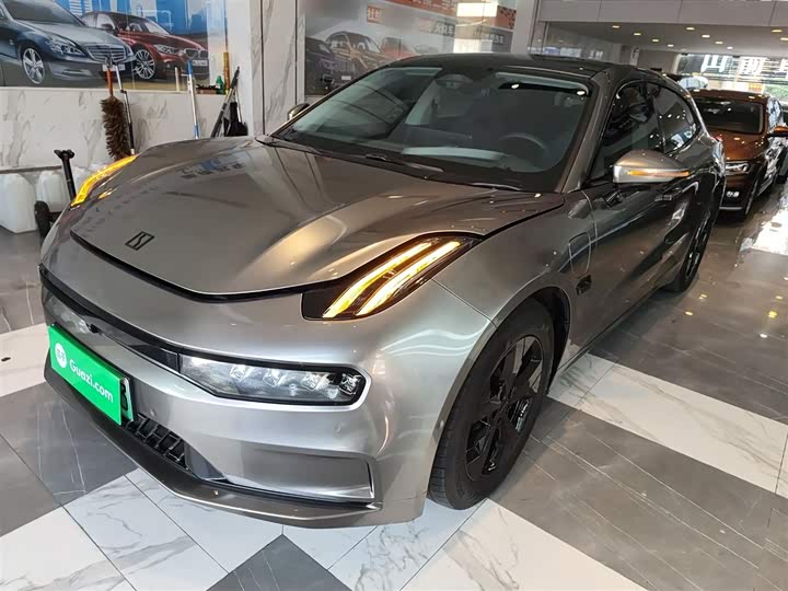 Фото 2 - Zeekr 001