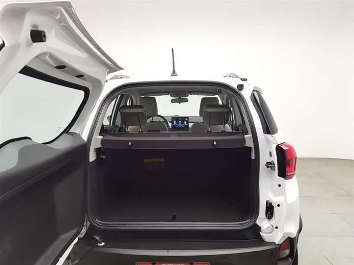 Фото 16 - BYD Yuan Pro