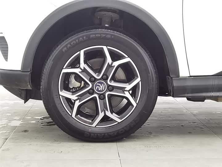 Фото 17 - BYD Yuan Pro