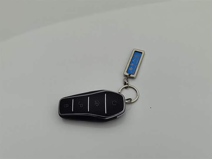 Фото 19 - BYD Yuan Pro