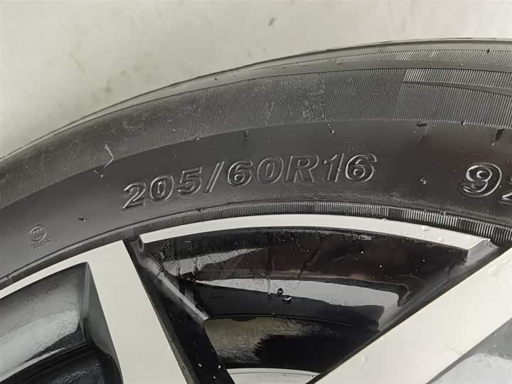 Фото 24 - BYD Yuan Pro