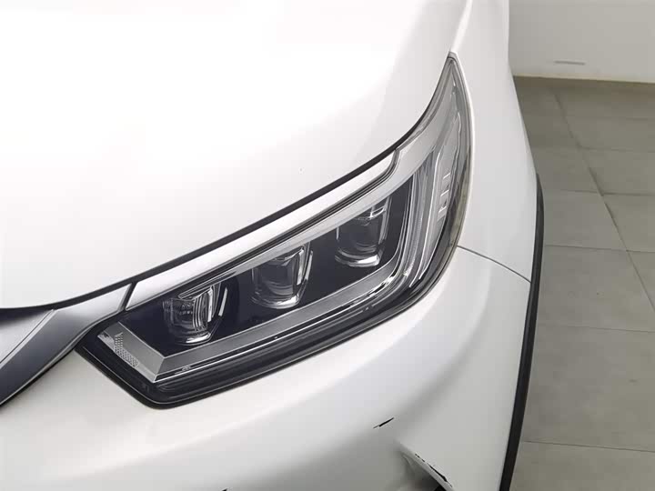 Фото 7 - BYD Yuan Pro