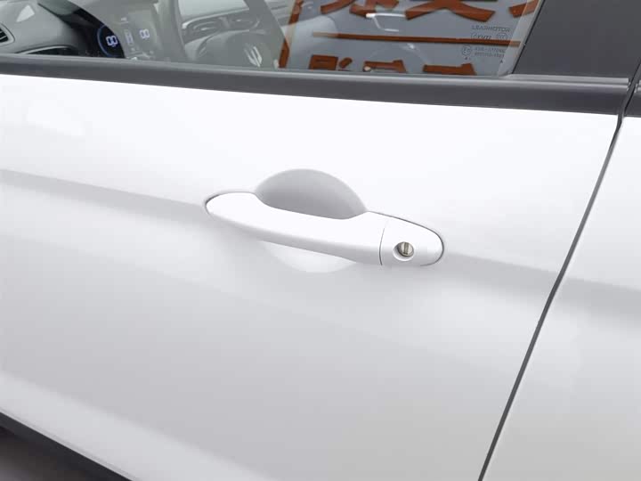 Фото 18 - Leapmotor T03