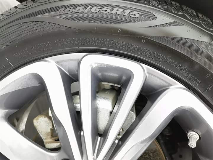 Фото 24 - Leapmotor T03