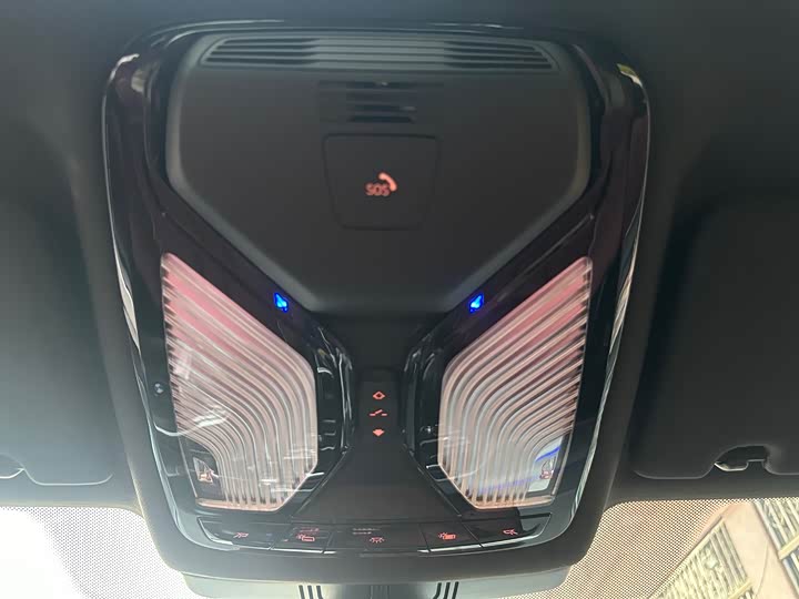 Фото 19 - BMW 5 Series