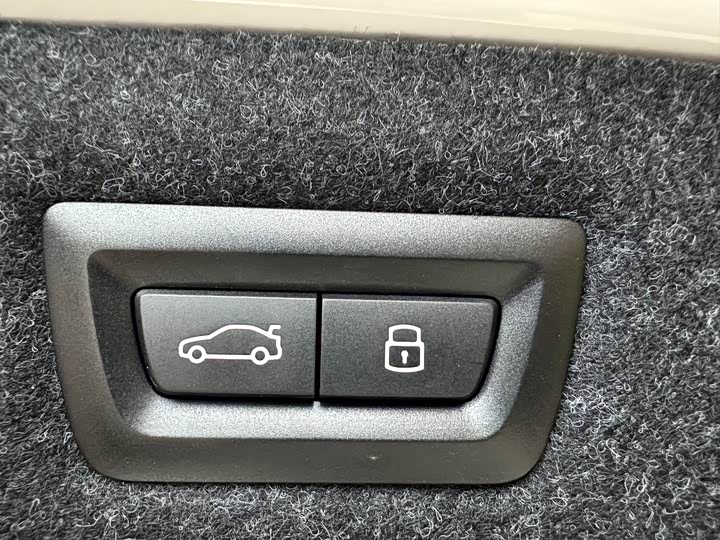 Фото 21 - BMW 5 Series