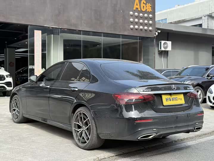 Фото 6 - Mercedes-Benz E-Class