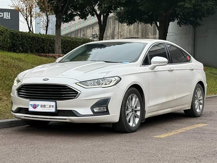 Фото 1 - Ford Mondeo