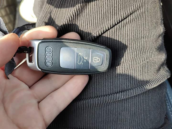 Фото 12 - Audi A3