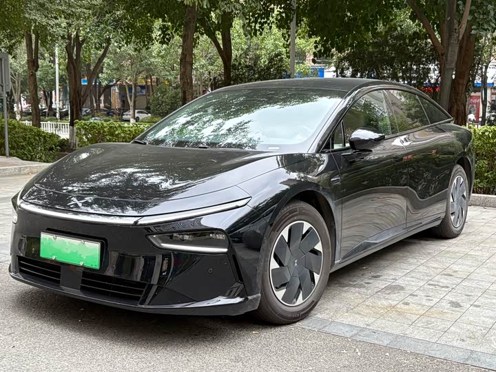 Фото 1 - XPeng F57