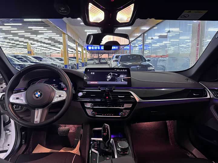 Фото 6 - BMW 5 Series