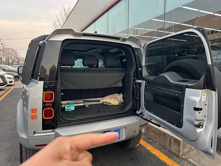 Фото 4 - Land Rover Defender