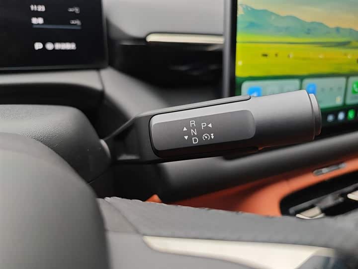 Фото 14 - GAC Aion RT