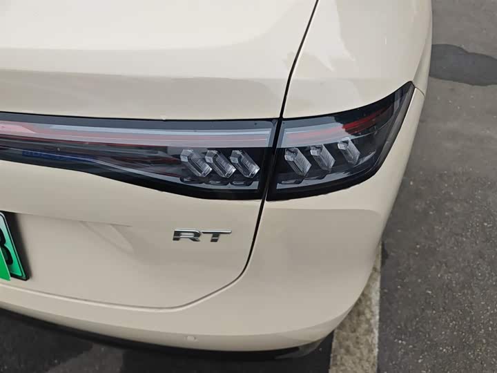 Фото 8 - GAC Aion RT