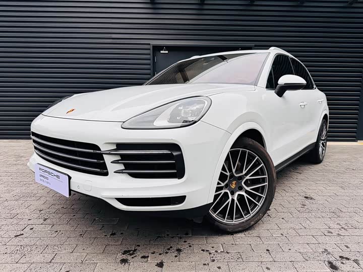 Фото 1 - Porsche Cayenne