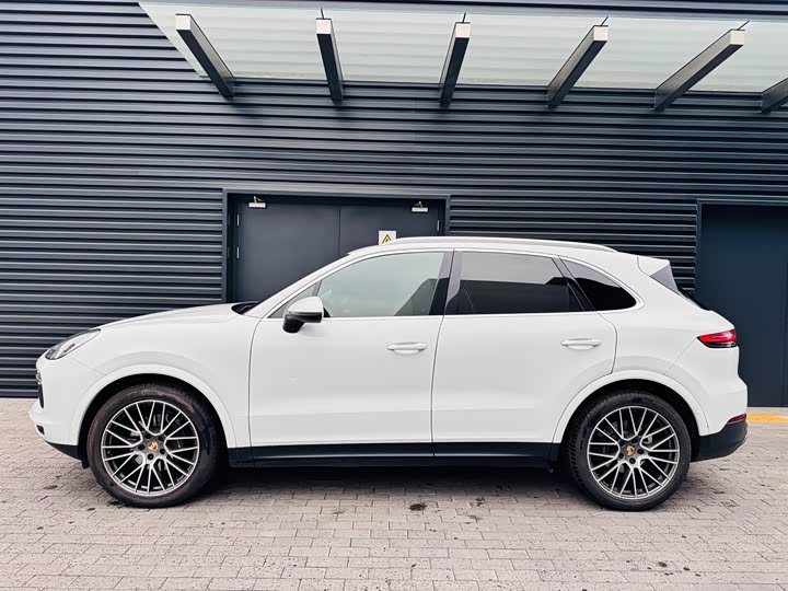 Фото 4 - Porsche Cayenne