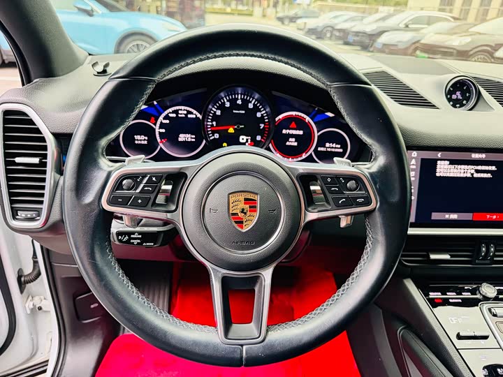 Фото 9 - Porsche Cayenne