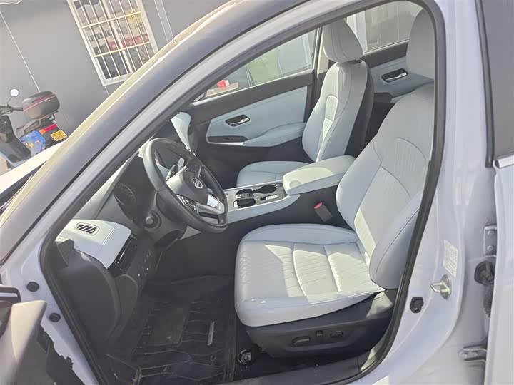 Фото 7 - Nissan Sylphy