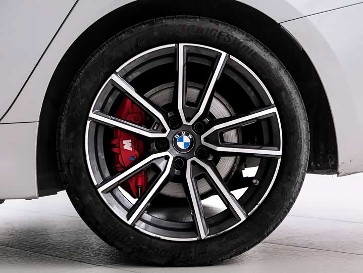 Фото 9 - BMW 3 Series