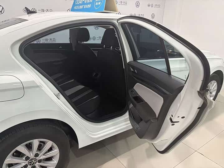 Фото 8 - Volkswagen Bora