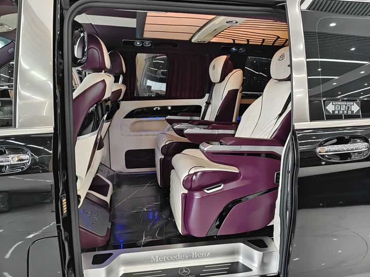 Фото 8 - Mercedes-Benz Vito