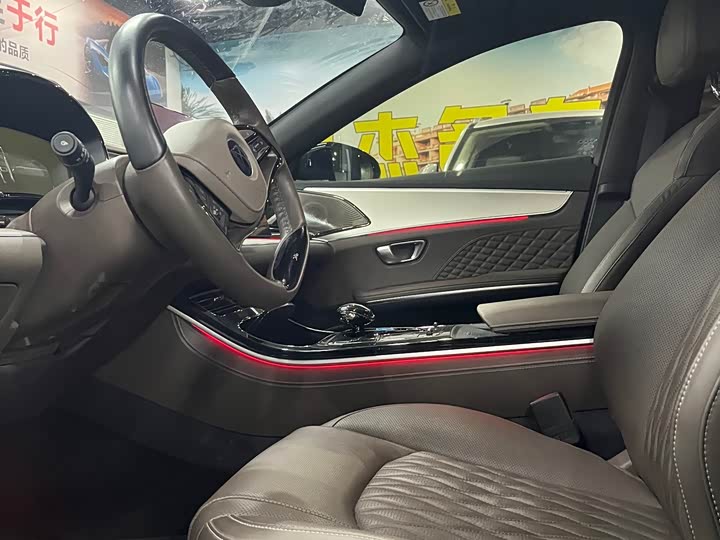 Фото 4 - BYD Han