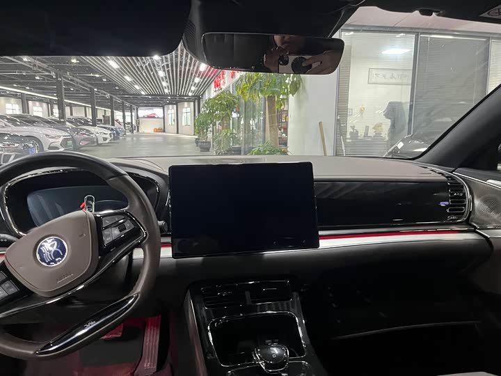 Фото 6 - BYD Han